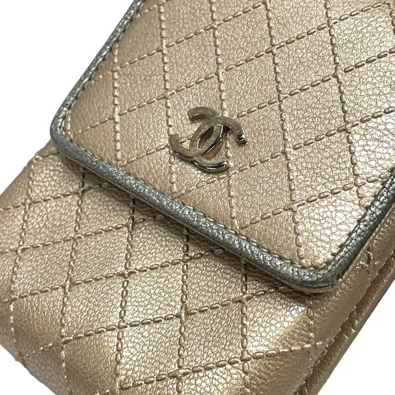 Chanel Bicolor CC Logo Cigarette Case Tobacco Multi Quilted Leather Hat Champagne
