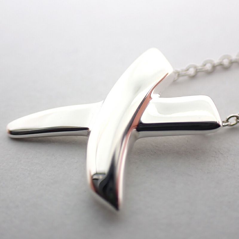 Tiffany & Co. 925 Kiss Paloma Picasso Necklace