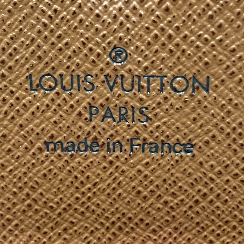 Louis Vuitton Multicles 6 Monogram Key Case Canvas Key Holder