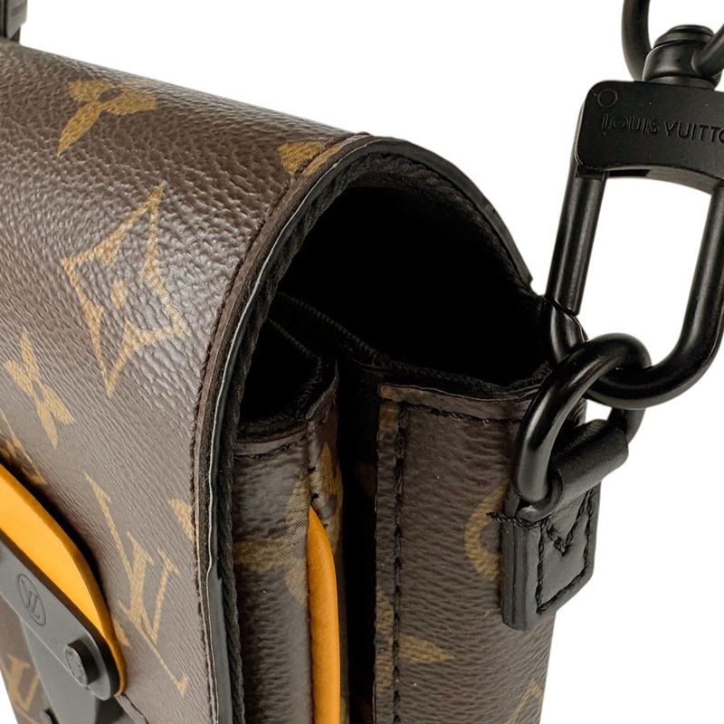 Louis Vuitton Crossbody Shoulder Bag S Lock Vertical Wearable Wallet