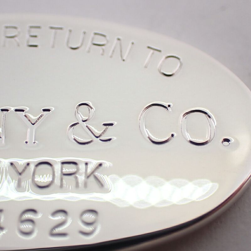 Tiffany & Co. 925 Return to Oval Pendant Necklace