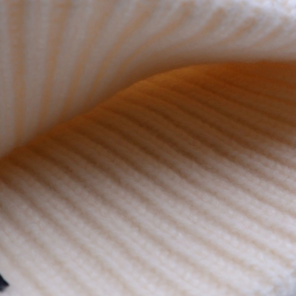 Louis Vuitton Beanie LV Spark Bronne Hat Ivory Cashmere — view 7