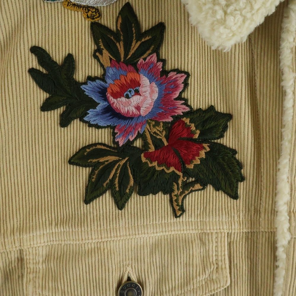 Gucci Embroidered Floral Corduroy Shearling Jacket Beige — view 6