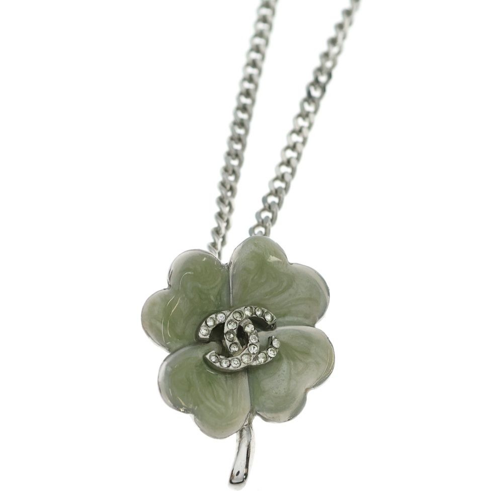 Chanel CC Logo Clover Necklace Pendant Green Silver — view 3