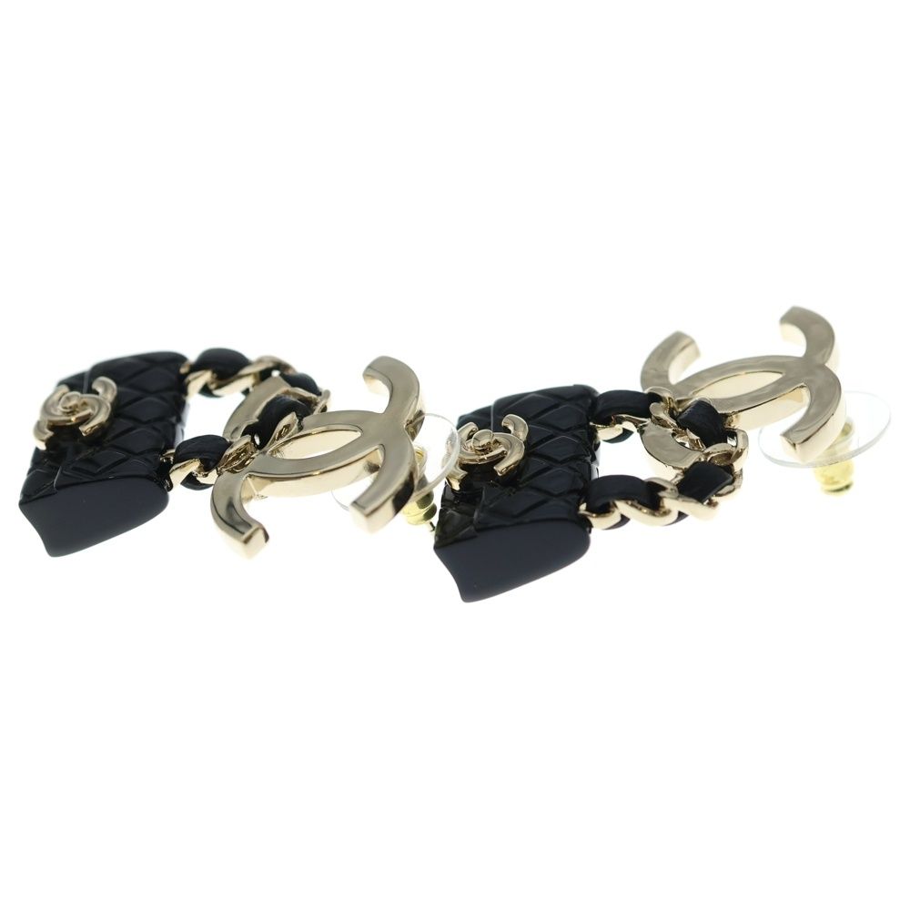 Chanel Quilted Motif Earrings Black Gold — view 3