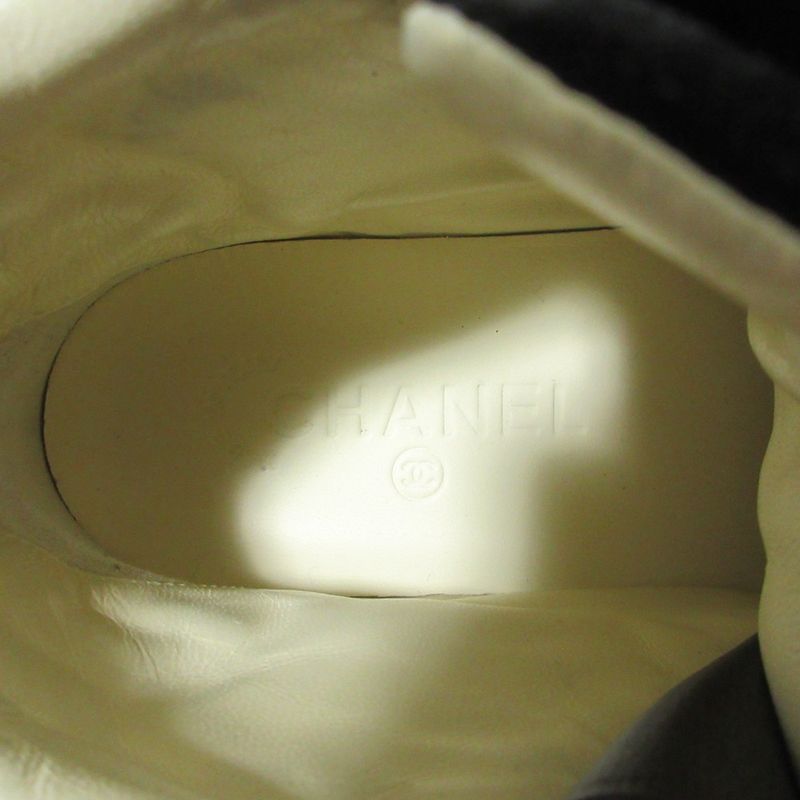 Chanel Paris Dallas Star CC Logo Double Zip High Cut Sneakers