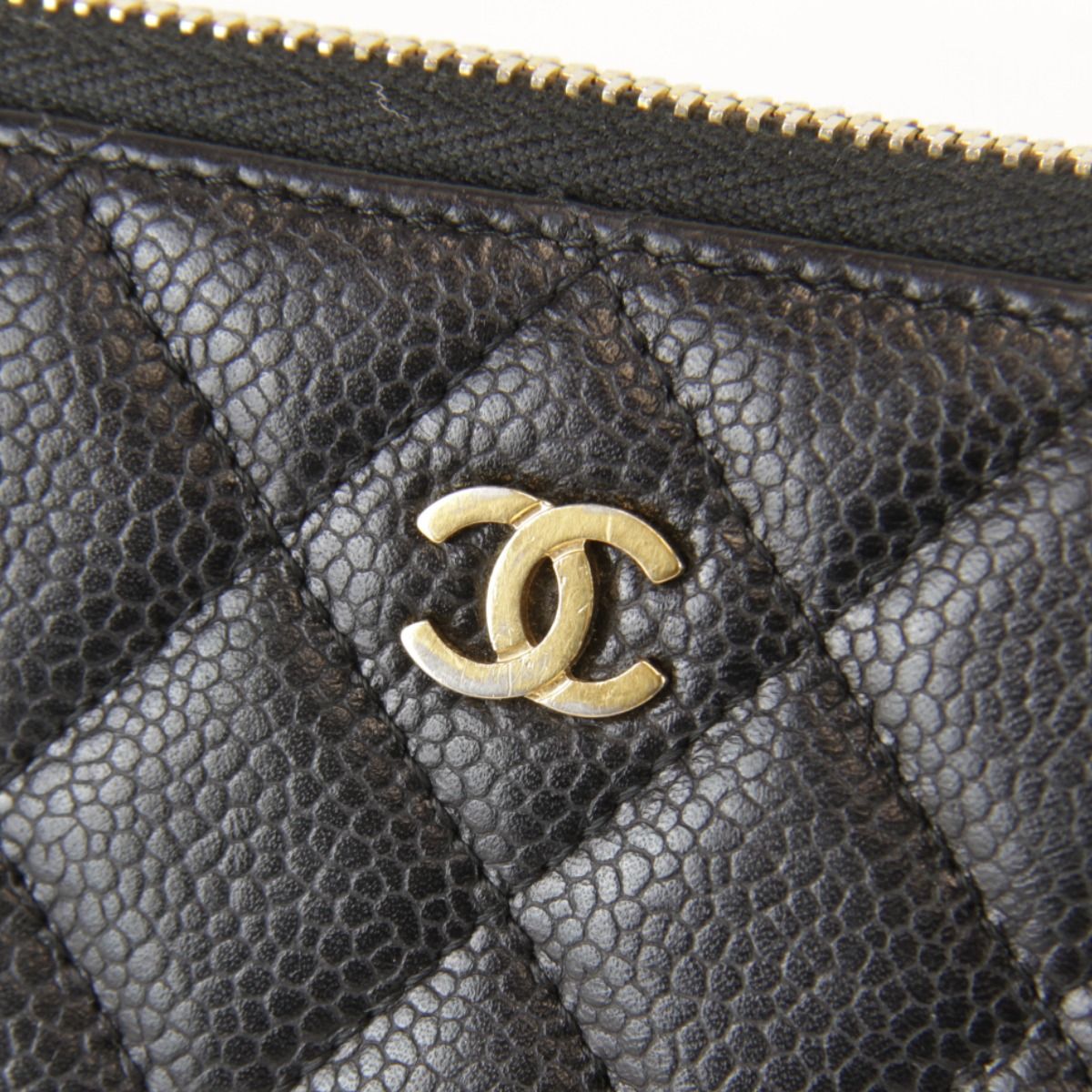 Chanel Quilted Caviar Leather Round Zip Wallet Black Grain — view 7