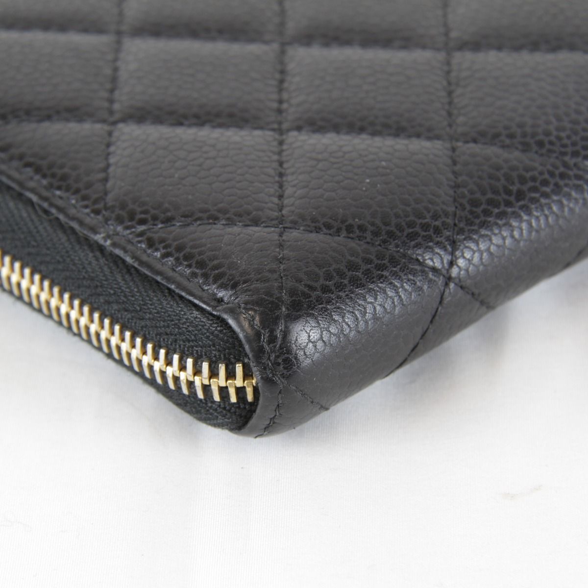 Chanel Quilted Caviar Leather Round Zip Wallet Black Grain — view 6
