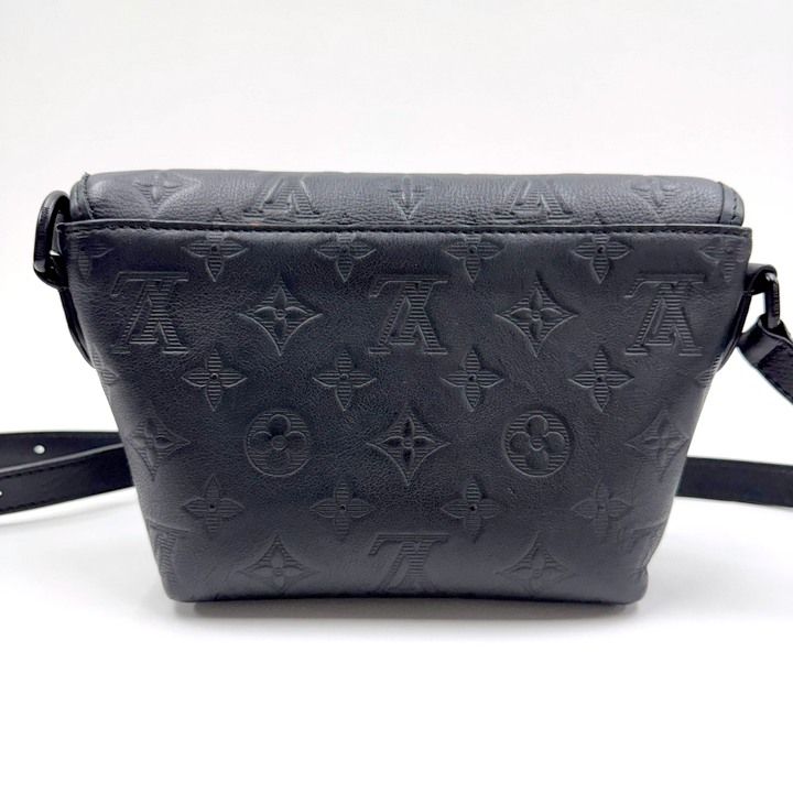 Louis Vuitton Pulse Wearable Wallet Monogram Shadow Black — view 2