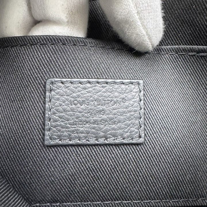 Louis Vuitton Pulse Wearable Wallet Monogram Shadow Black — view 9