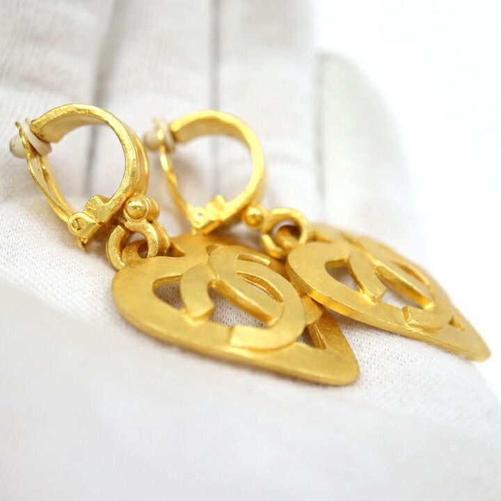 Chanel Vintage CC Logo Earrings Motif — view 9
