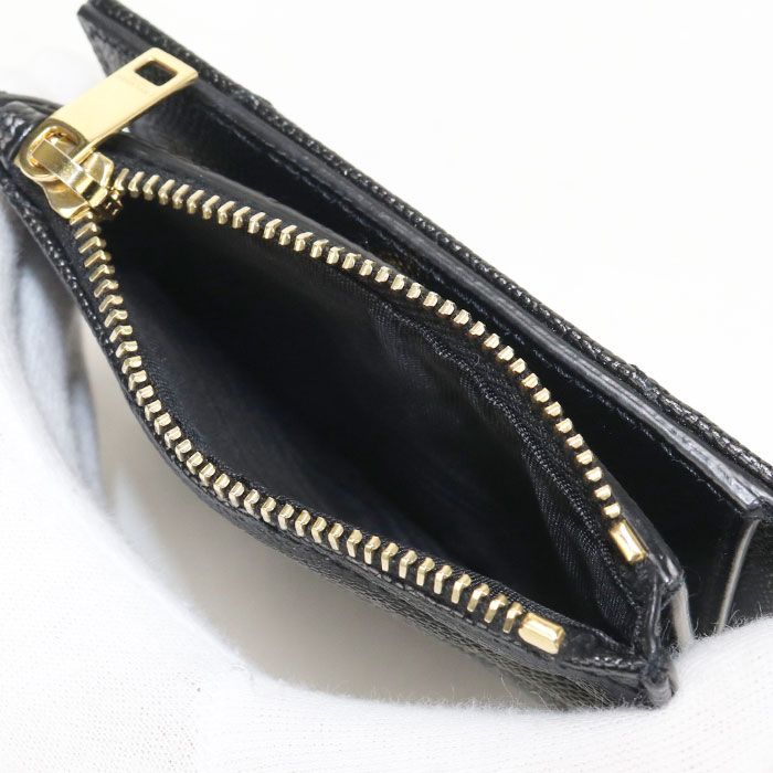Saint Laurent Bifold Wallet Monogram — view 5