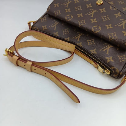 Louis Vuitton Monogram Mabillon Shoulder Bag Brown