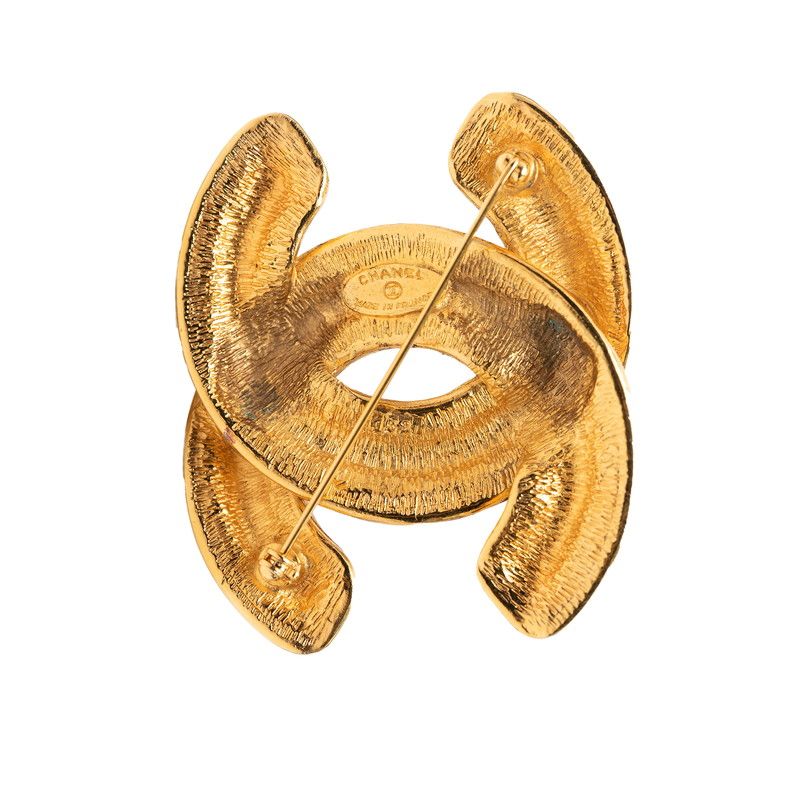 Chanel Quilted CC Logo Vintage Brooch Gold Plated — view 3