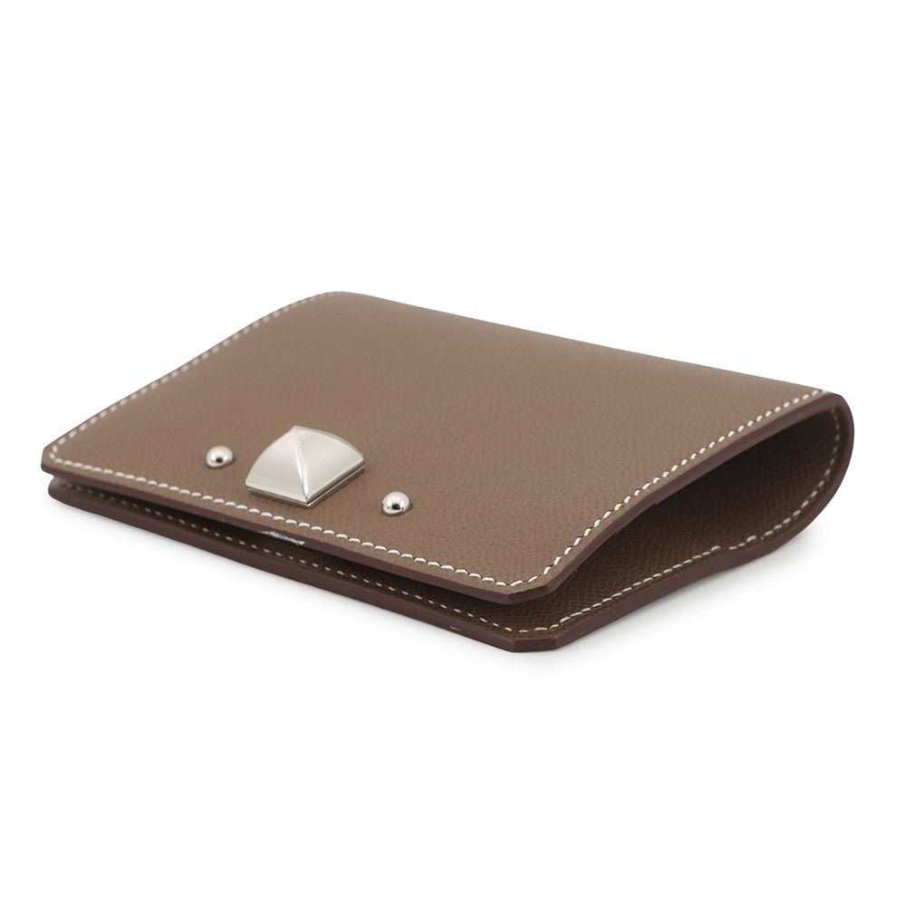 Hermes Card Case Medallion Etoupe Silver Chevre Sham Kira — view 2