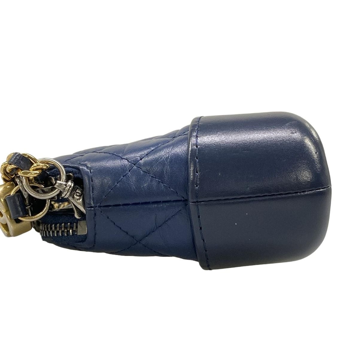 Chanel Wallet Gabriel Chain Clutch Quilted Navy Leather — view 9