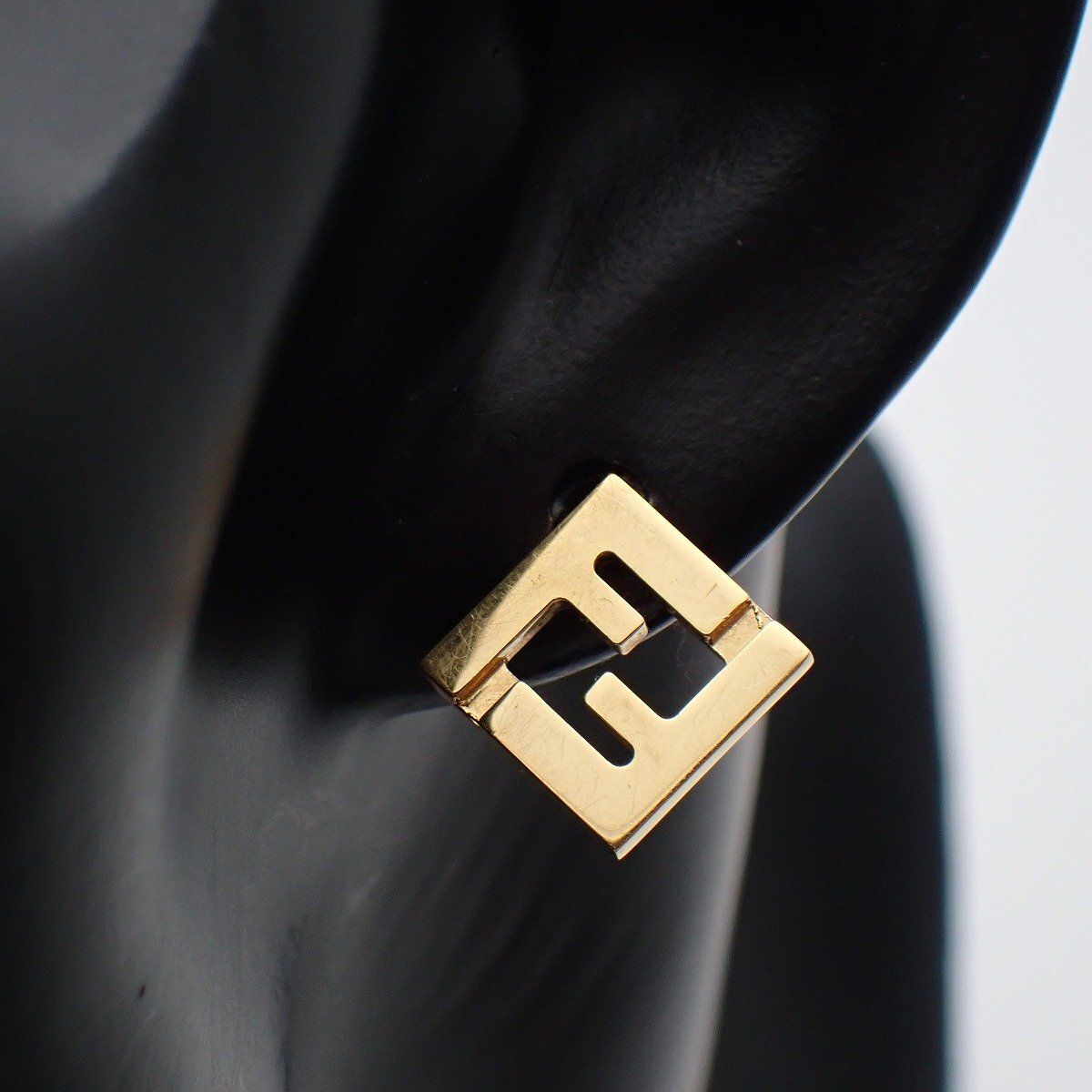 Fendi Forever Earrings Gold — view 7