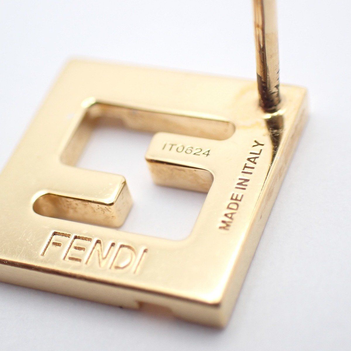 Fendi Forever Earrings Gold — view 4