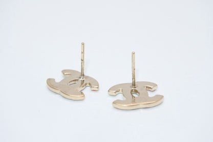 Chanel CC Logo Earrings 04 Color Stone Metal Gold Plated Multicolor — view 4