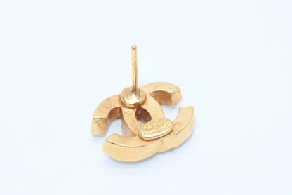 Chanel CC Logo Earrings 01 Rhinestone Metal Gold Clear — view 5