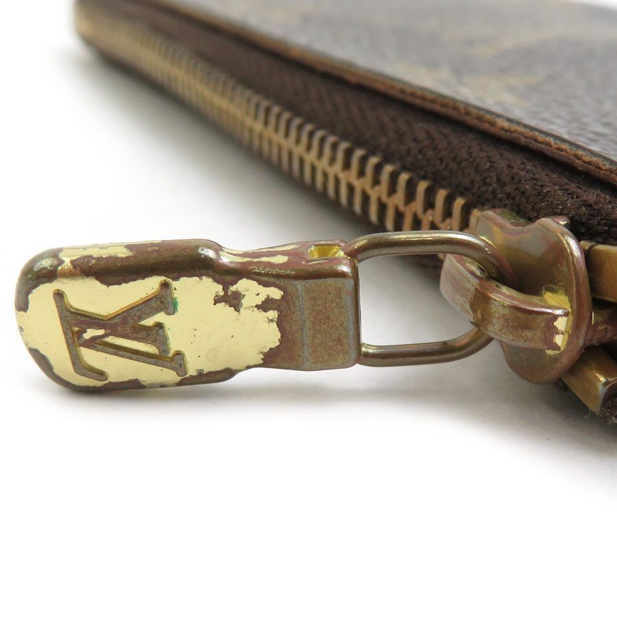Louis Vuitton Key Case Monogram Pochette Cles Holder — view 5