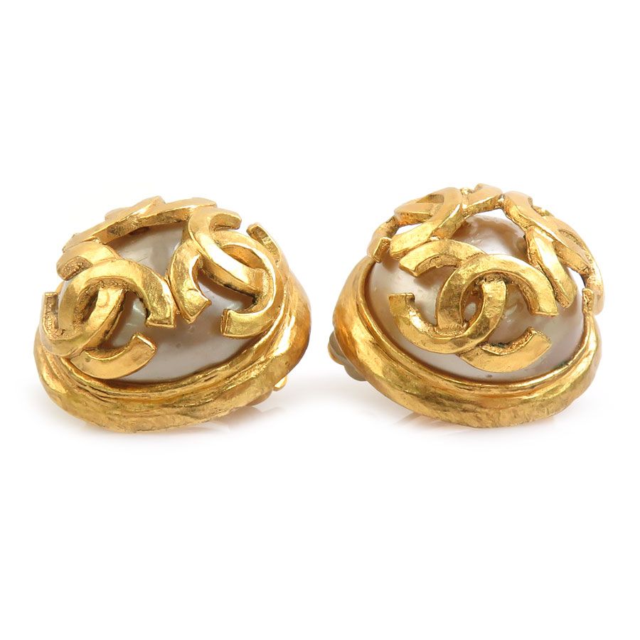 Chanel Earrings CC Logo Gold Off-white — view 2