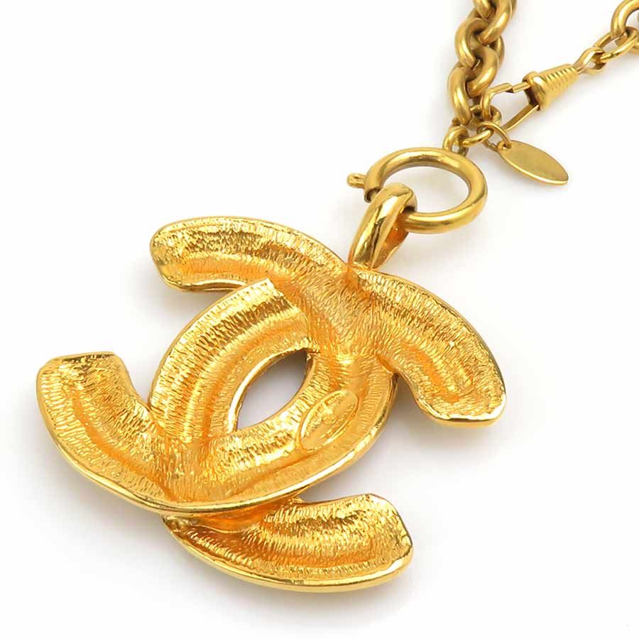 Chanel Necklace CC Logo — view 4