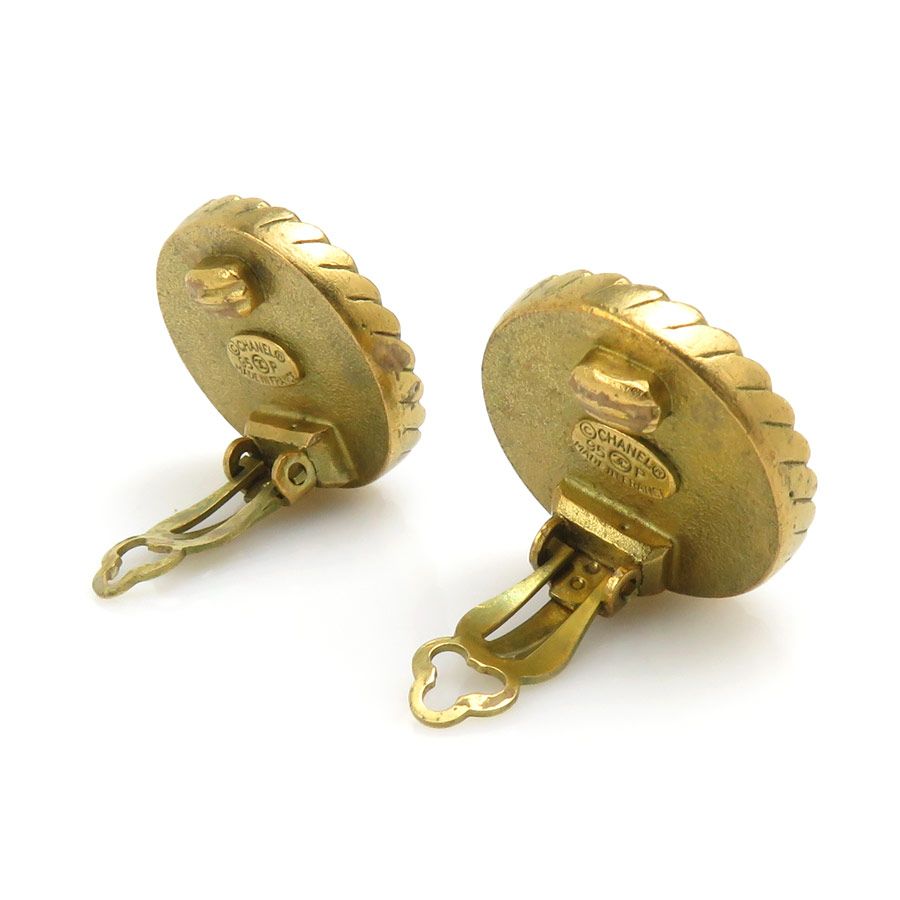 Chanel Earrings CC Logo — view 3