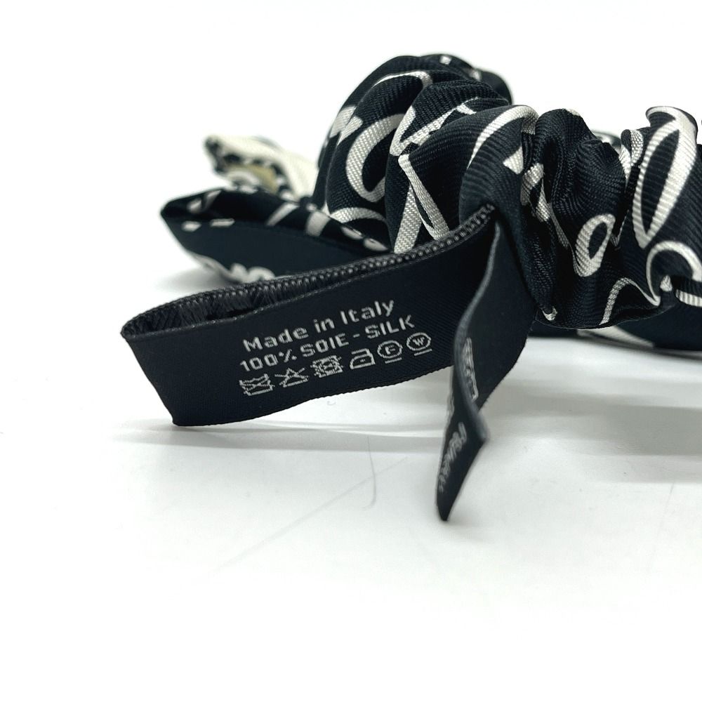 Chanel Scrunchie All Over Pattern Bicolor Ribbon Silk Black — view 4