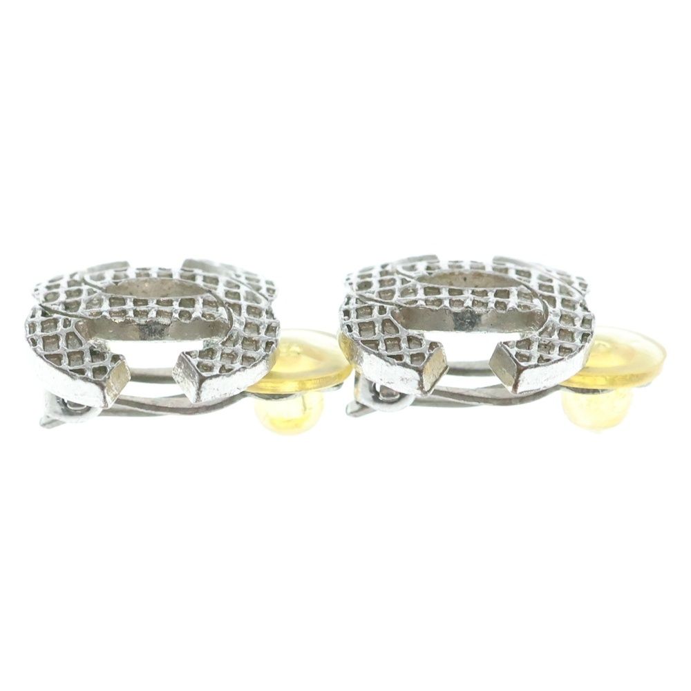 Chanel CC Logo Earrings Silver — view 4