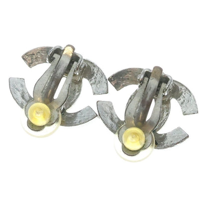 Chanel CC Logo Earrings Silver — view 2