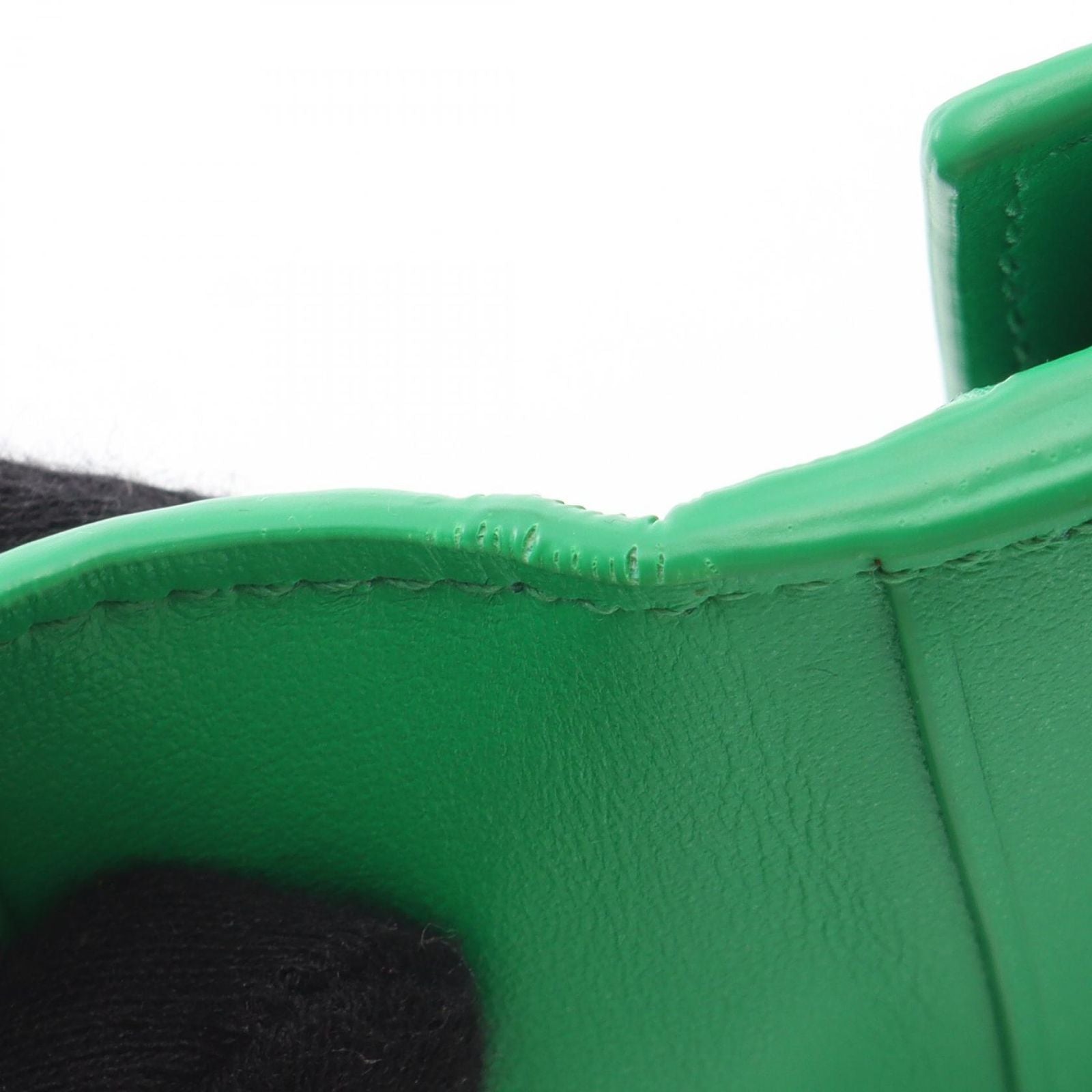 Bottega Veneta Hook Wallet Intrecciato Green Leather Bifold — view 8