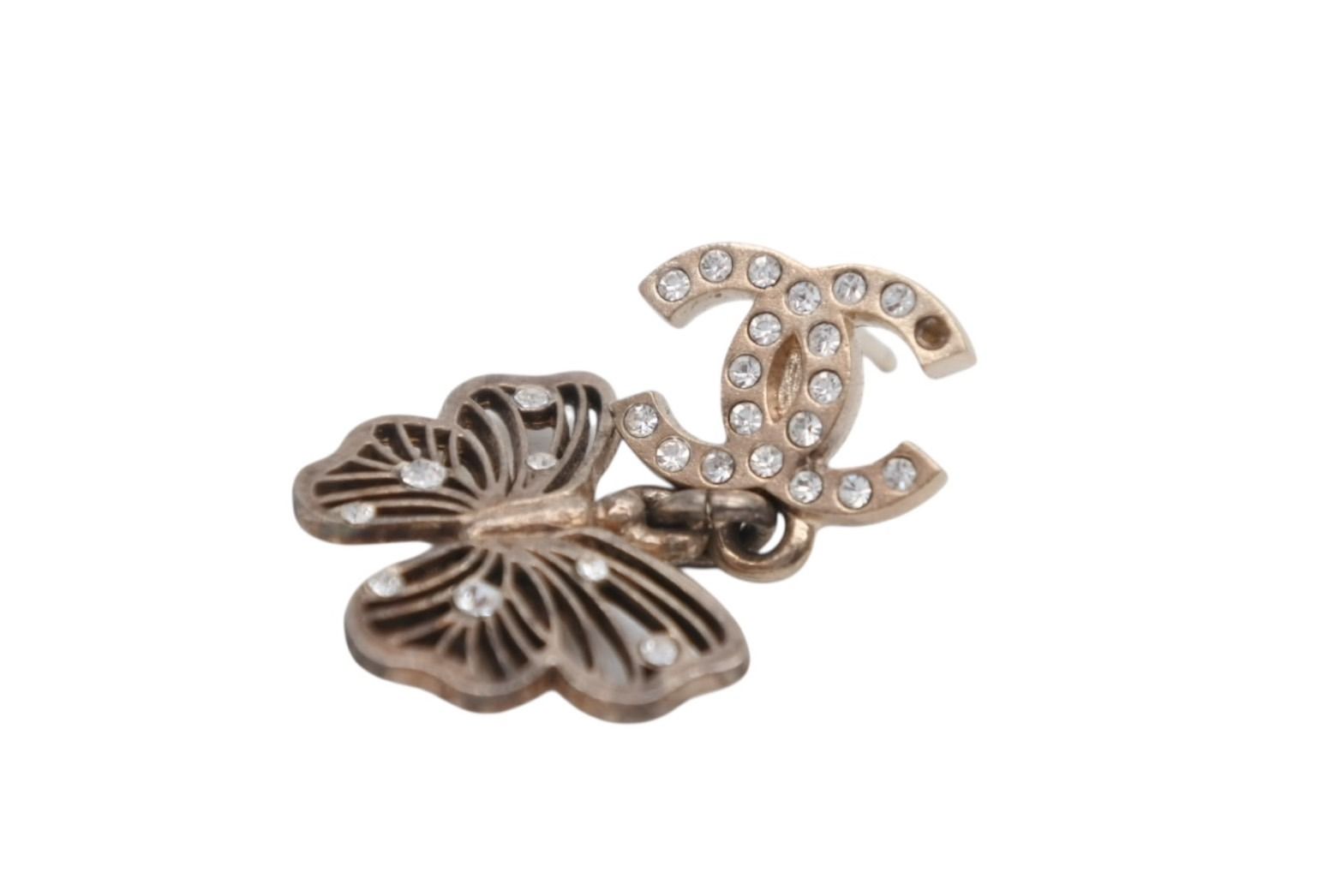Chanel Rhinestone CC Logo Butterfly Earrings 11 Metal Gold — view 4