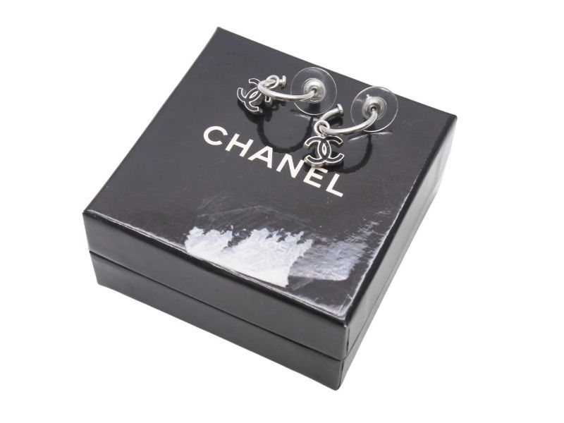 Chanel CC Logo Earrings Hoop Dangling 08 Metal Silver