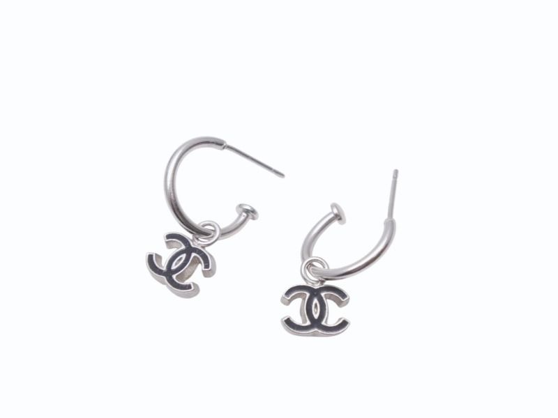 Chanel CC Logo Earrings Hoop Dangling 08 Metal Silver — view 3