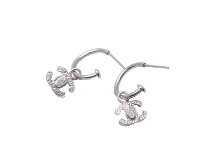 Chanel CC Logo Earrings Hoop Dangling 08 Metal Silver — view 6