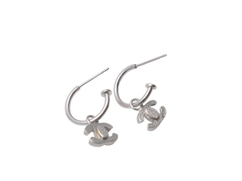 Chanel CC Logo Earrings Hoop Dangling 08 Metal Silver — view 4