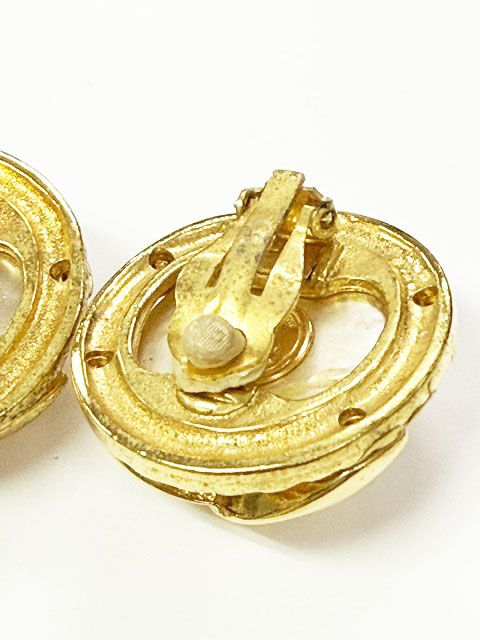 Chanel Vintage Faux Pearl CC Logo Earrings Gold Aa — view 7