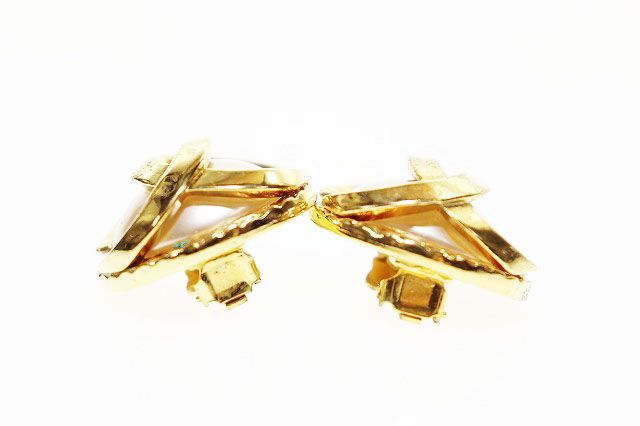Chanel Vintage Faux Pearl CC Logo Earrings Gold Aa — view 3