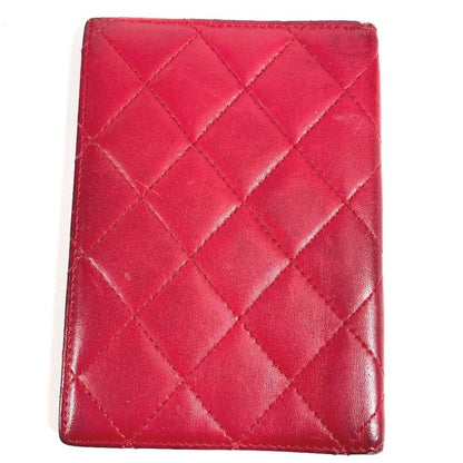 Chanel Passport Case CC Coco Mark Logo Matelasse Quilted Lambskin Red — view 2