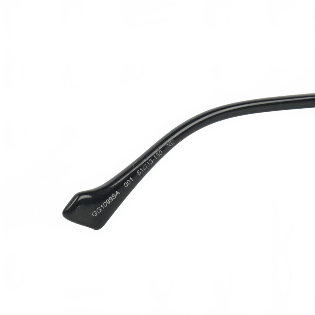 Gucci Navigator Frame Sunglasses 61 Black Eyewear — view 6