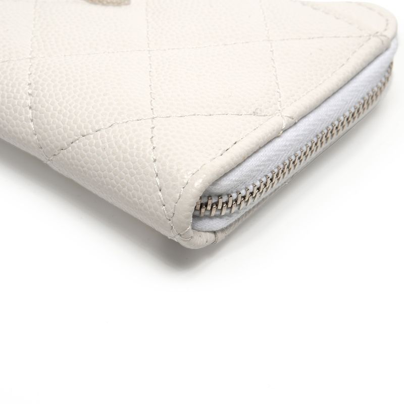 Chanel Coin Case Quilted Caviar Leather Fragment