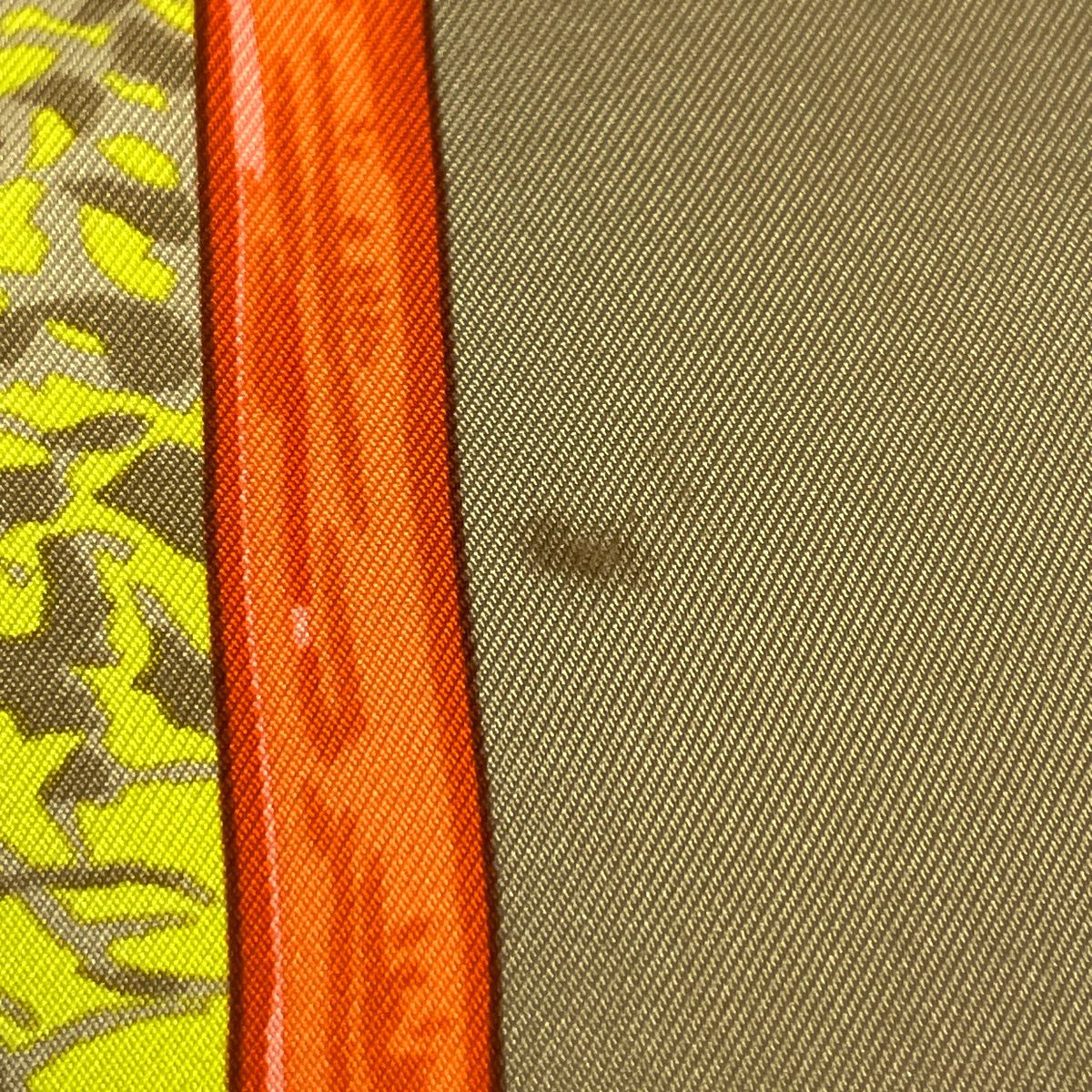 Hermes Carre 90 Tendresse Feline Wild Kindness Scarf Silk Brown Yellow — view 4