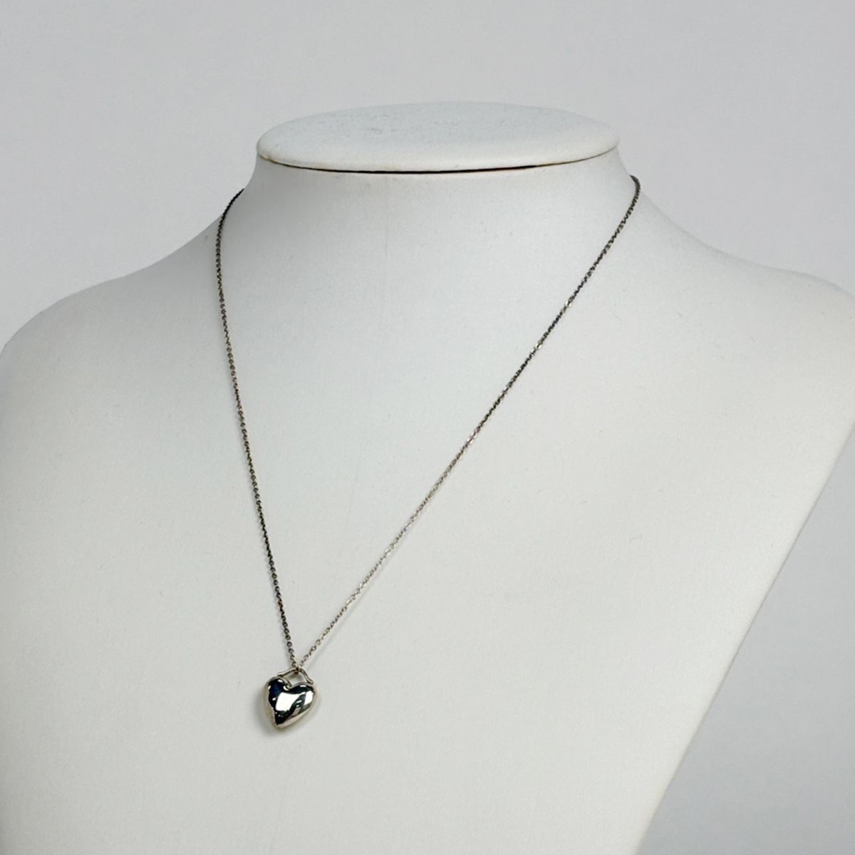 Tiffany & Co Heart Motif Necklace Silver — view 4