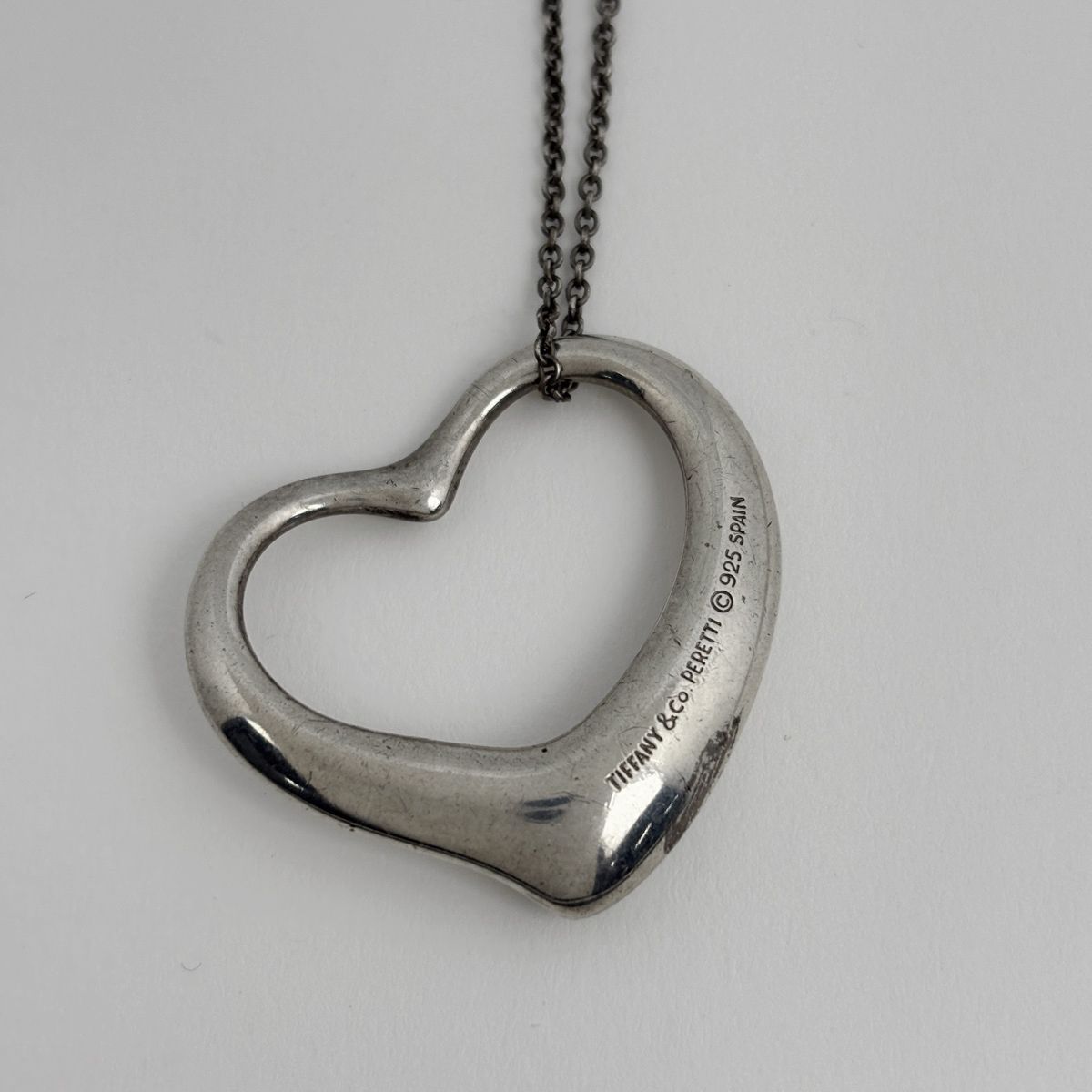 Tiffany & Co Open Heart Necklace Elsa Peretti — view 2