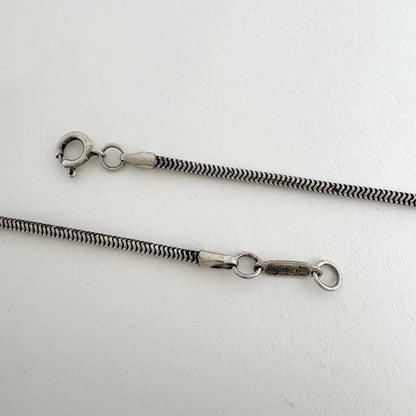 Tiffany & Co Narrow Bar Necklace Silver Wo — view 4
