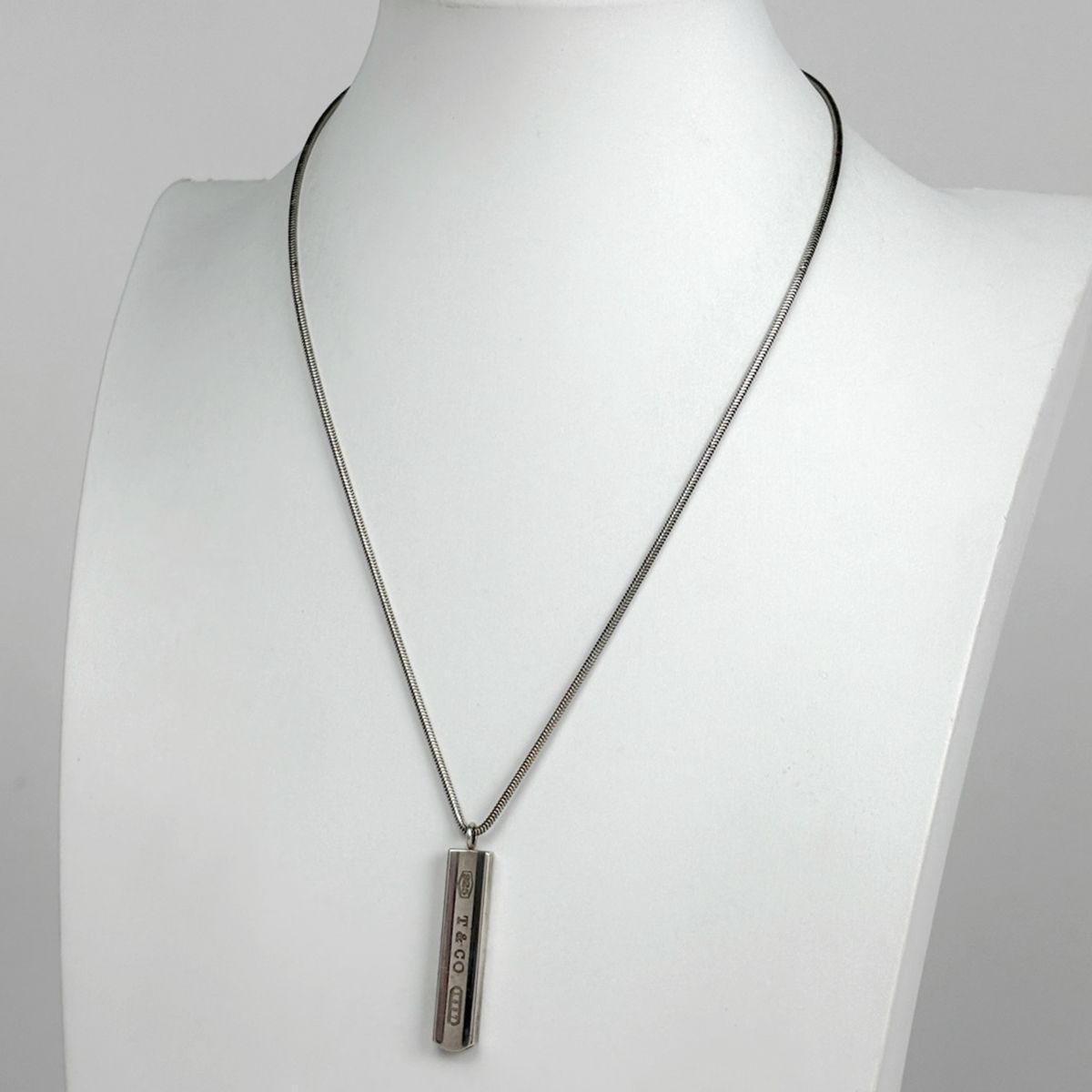 Tiffany & Co Narrow Bar Necklace Silver Wo — view 7