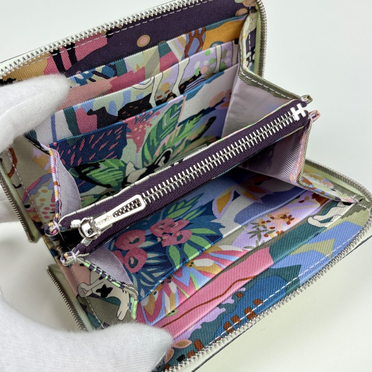 Hermes Azap Silk in Compact Zip Around Scarf Bifold Wallet Veau Veil Verfiz — view 4