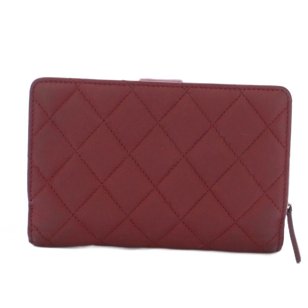 Chanel Quilted Lambskin Bifold Wallet CC Logo Bordeaux — view 3