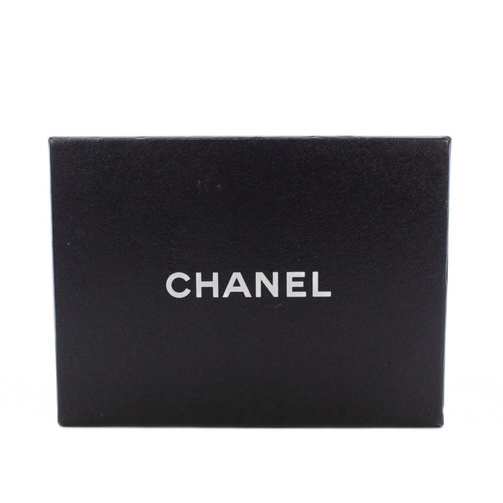Chanel Quilted Lambskin Bifold Wallet CC Logo Bordeaux — view 8